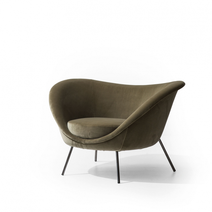 Molteni & C D.154.2 Armchair