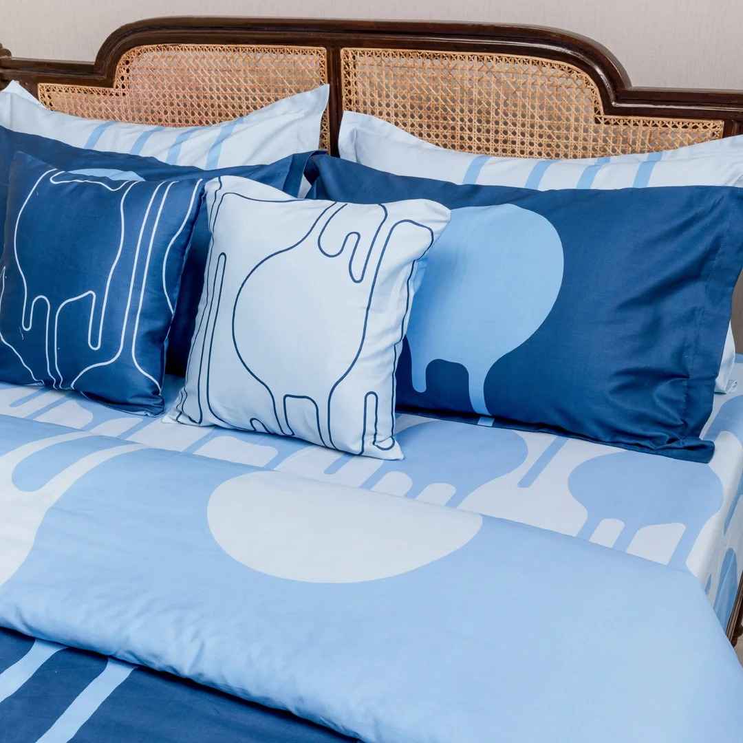 DripDrip Duvet Cover