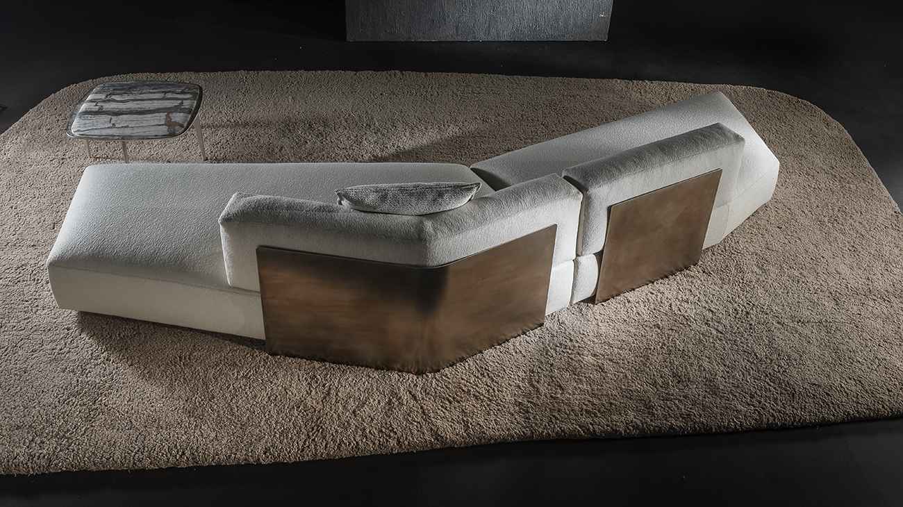 Henge Downtown Sofa