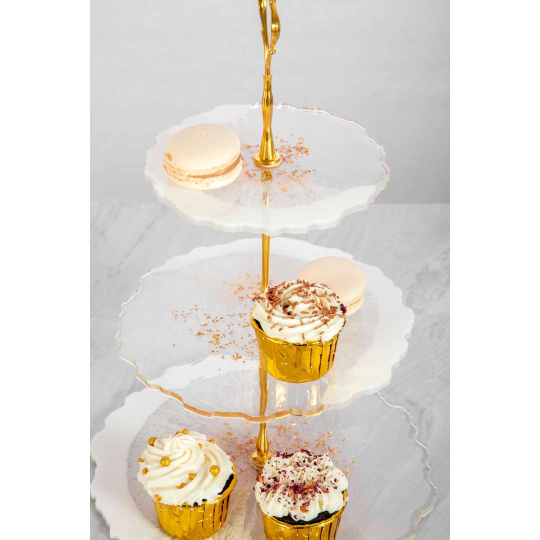 HN HUES Fleuron Resin 3 Tier Cake Stand