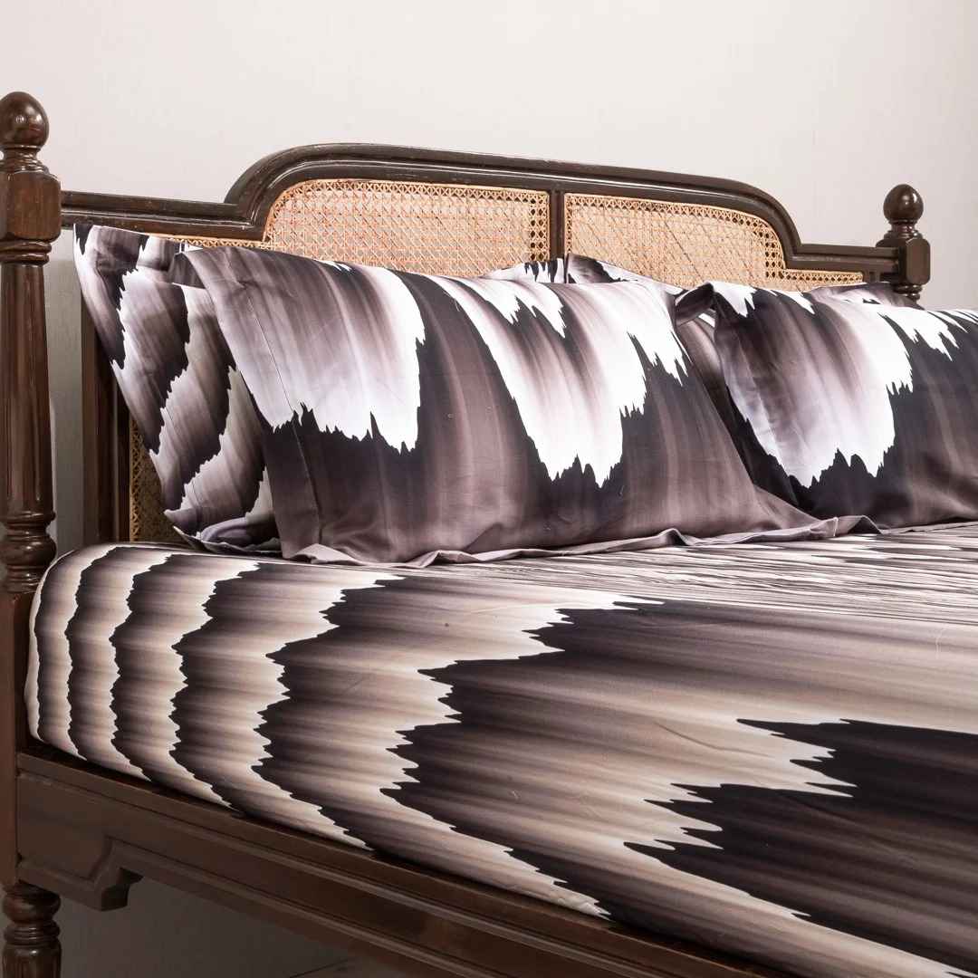 Dreamfall Bedsheet