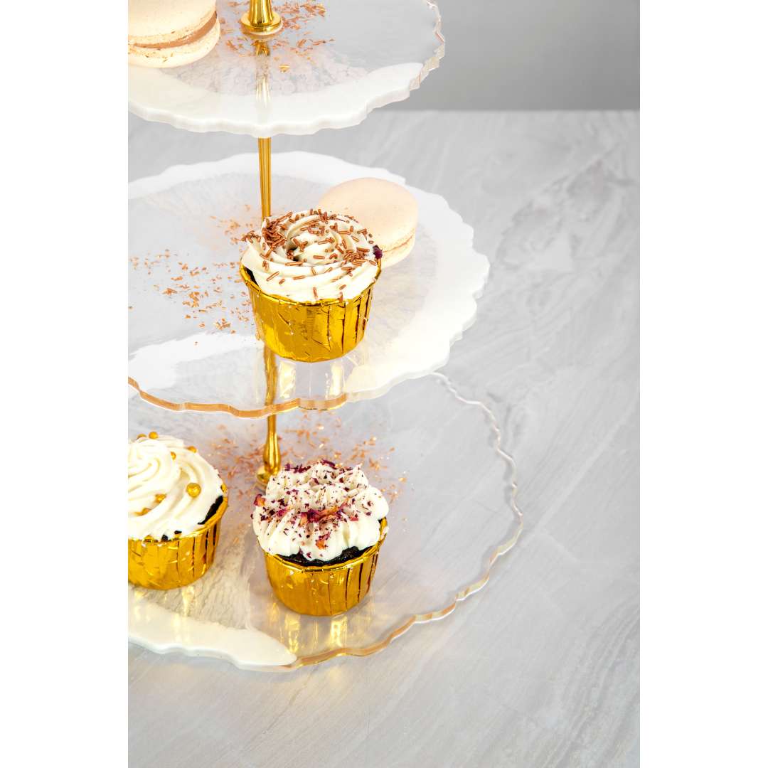 HN HUES Fleuron Resin 3 Tier Cake Stand