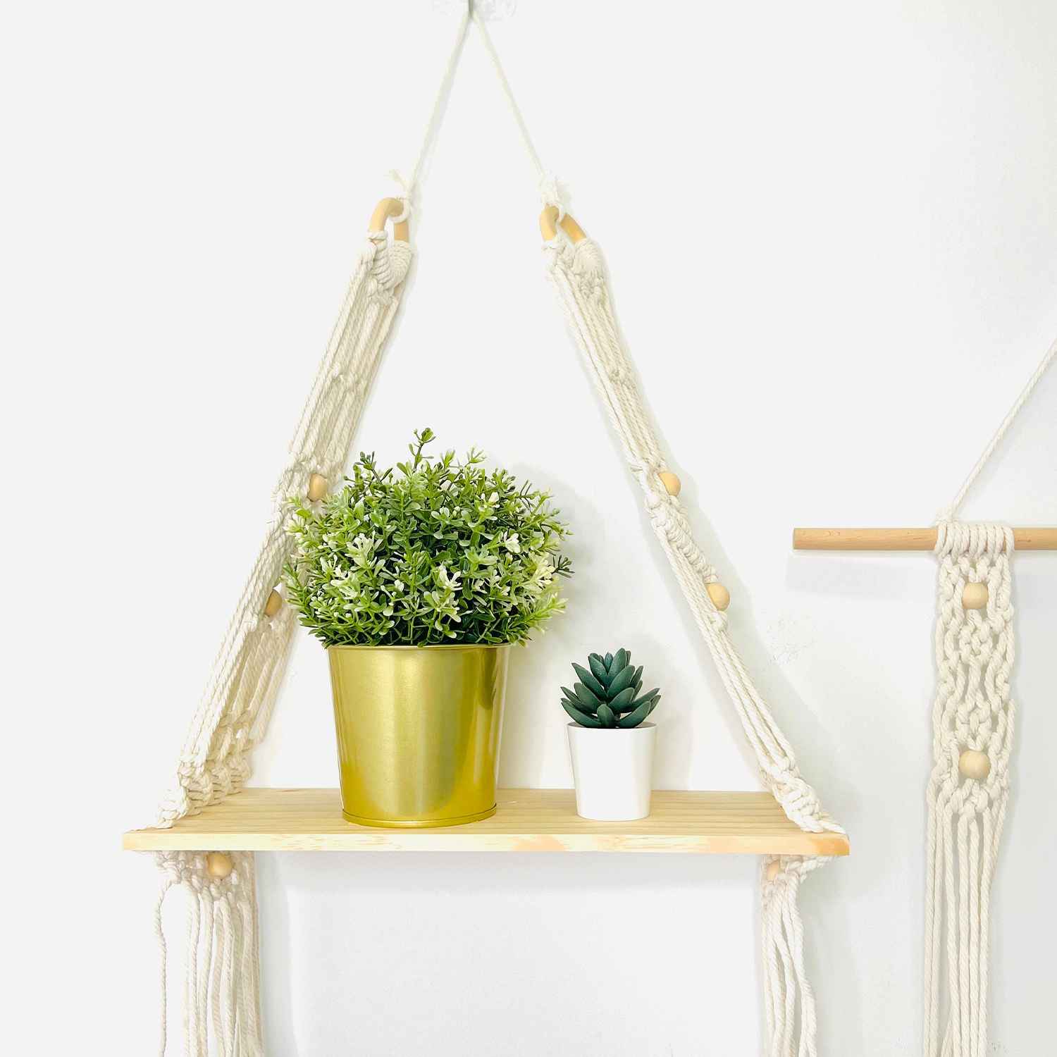 Kaahira Macrame Wall Hanging 