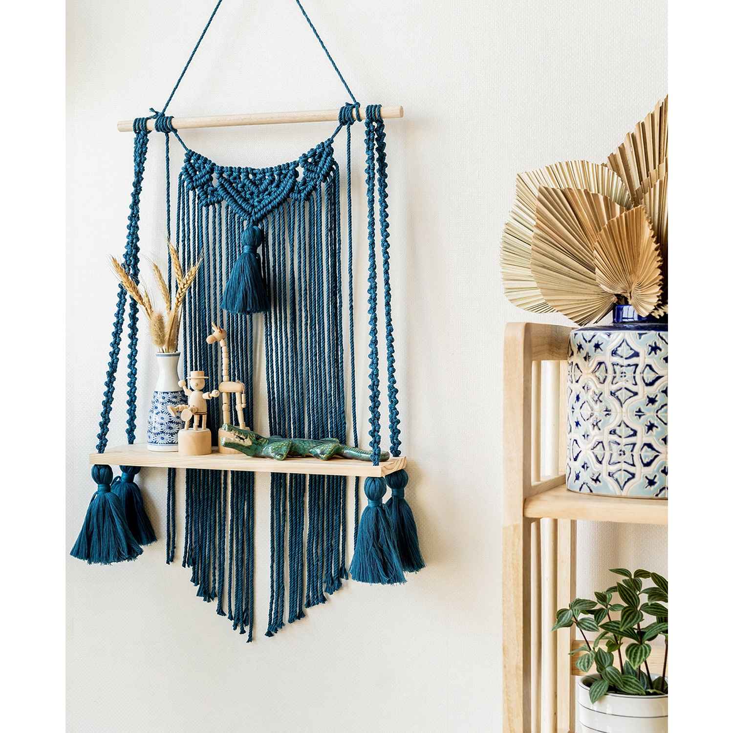 Kaahira Macrame Wall Hanging 