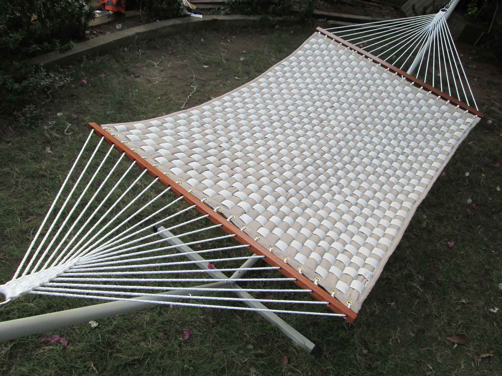 Hangit Double Checkered Soft Comb Quilted Hammock - Tan & Flax