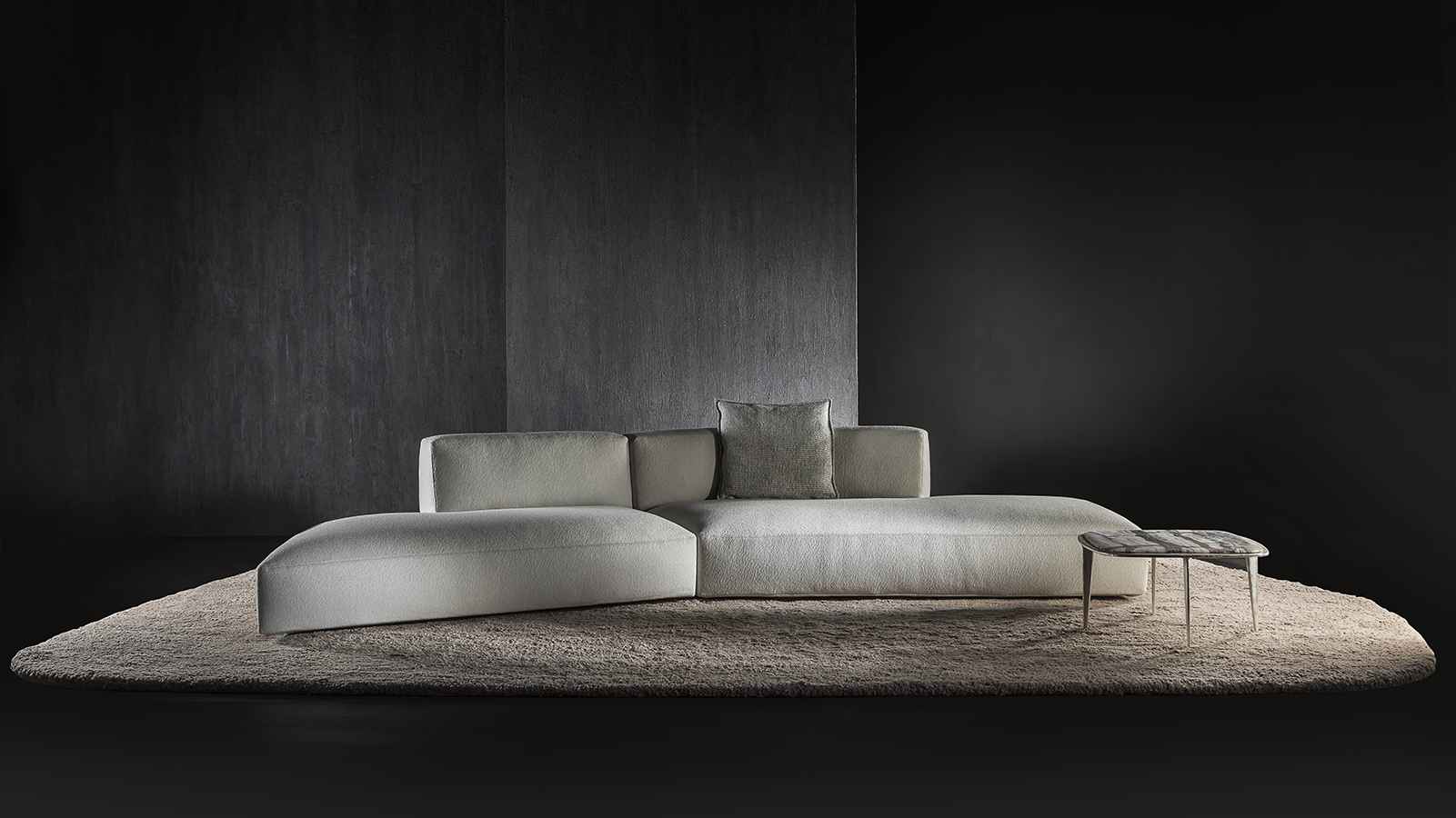 Henge Downtown Sofa