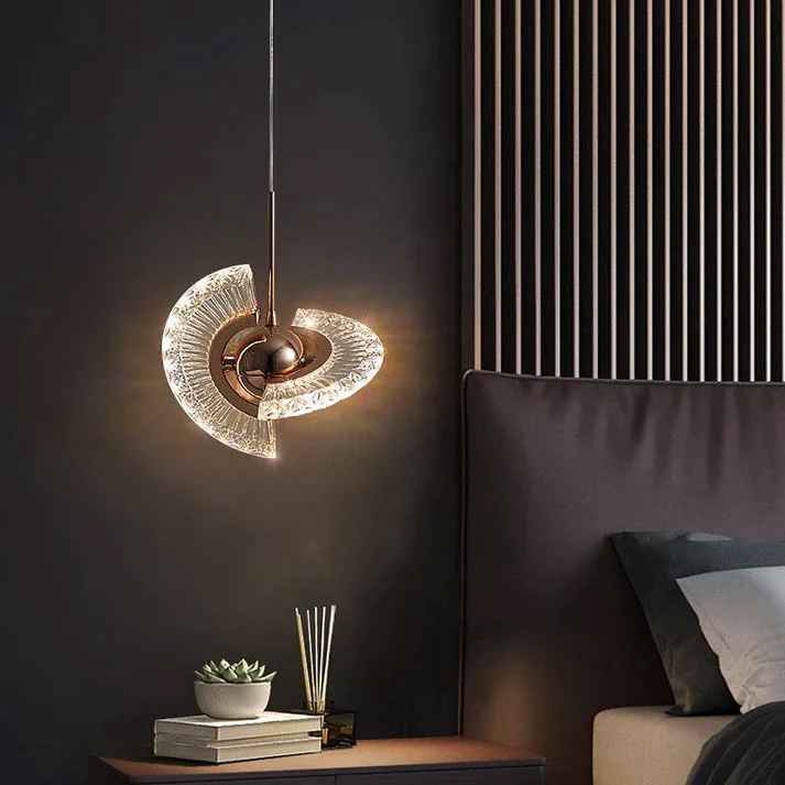 Twistable Pendant Light