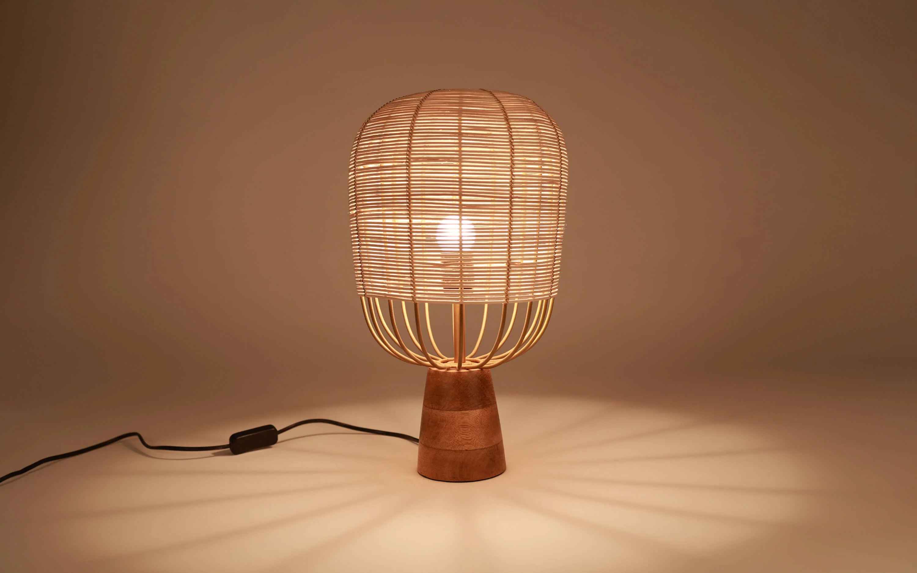 Henka Natural Table Lamp