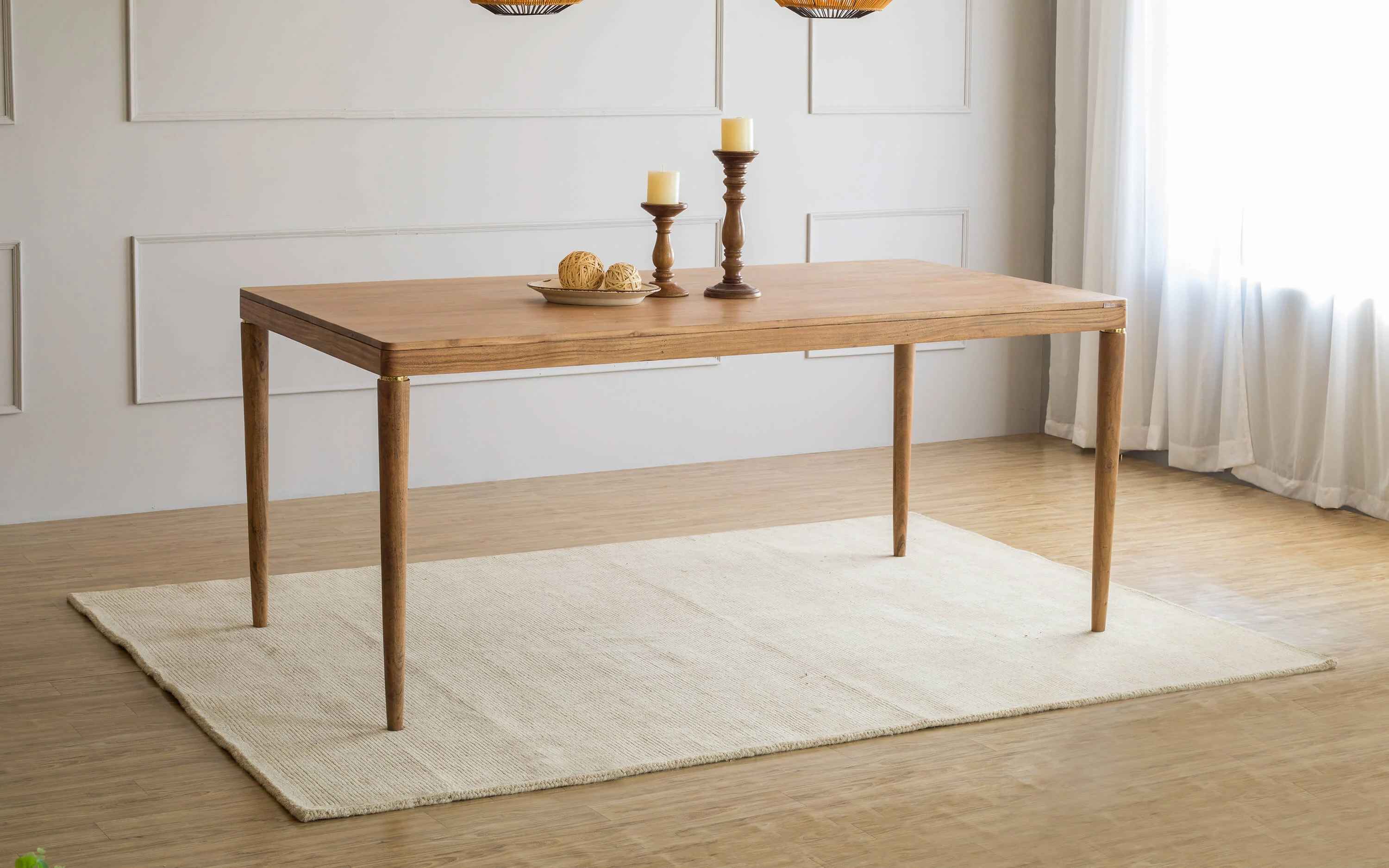 Buta Dining Table