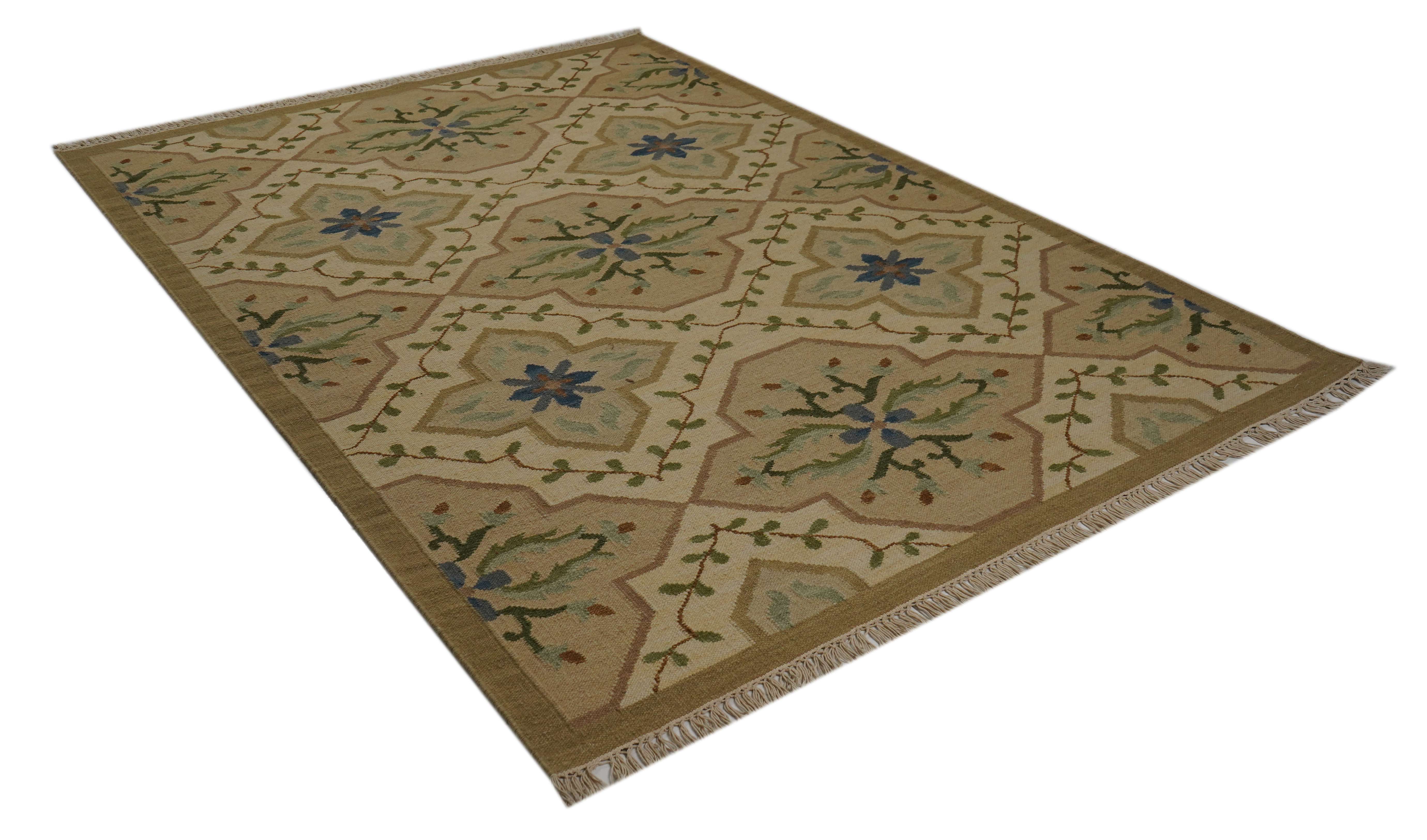 CREAM GREEN LEAF PATTERN RUG