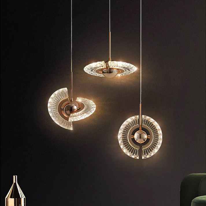 Twistable Pendant Light