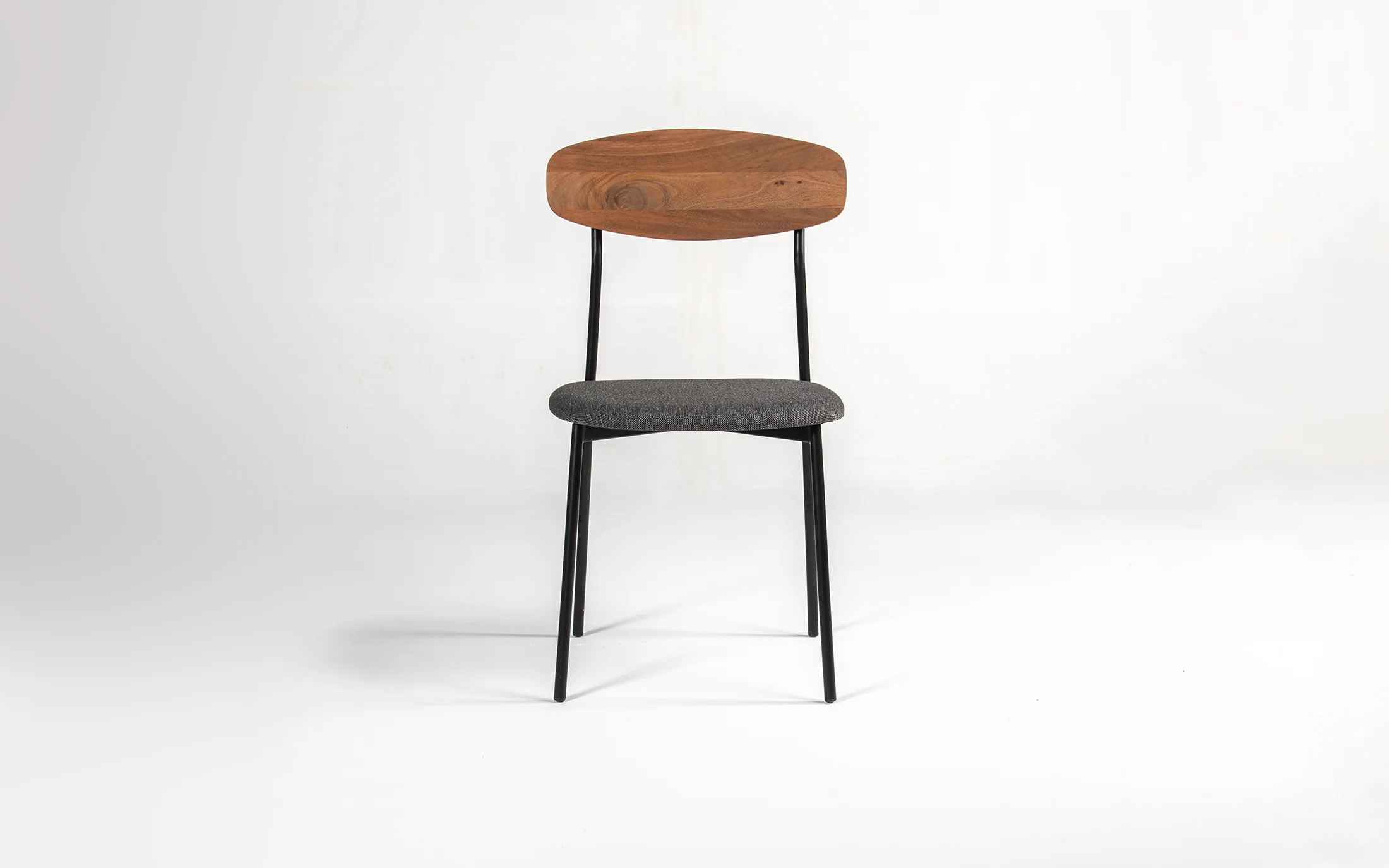 Yoho Chair Black