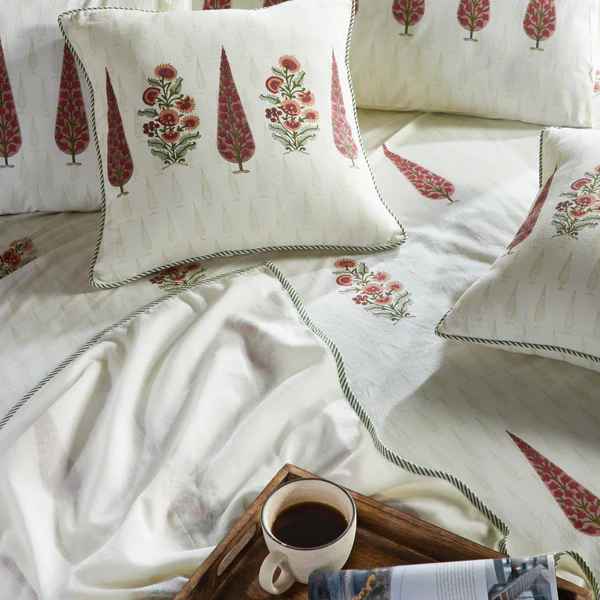 Contrail Embroidered Bedsheet Set