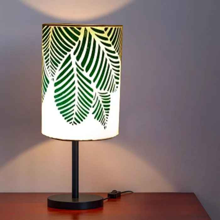 Round Handprint Foliage Table Lamp