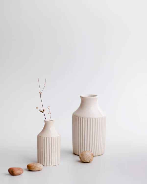 Aida Legged Ceramic Pot