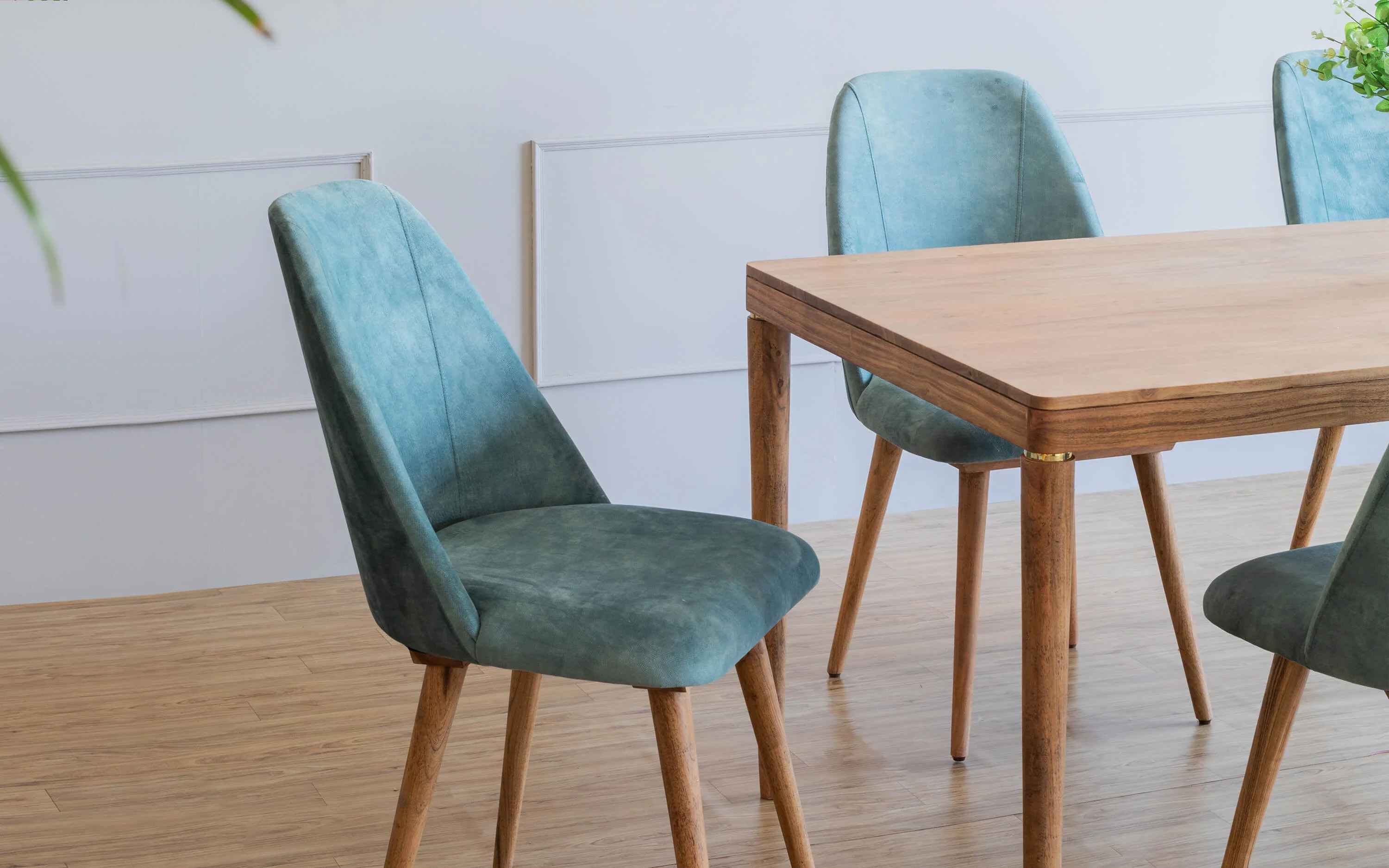 Buta Dining Table With 6 Chairs Sea Green