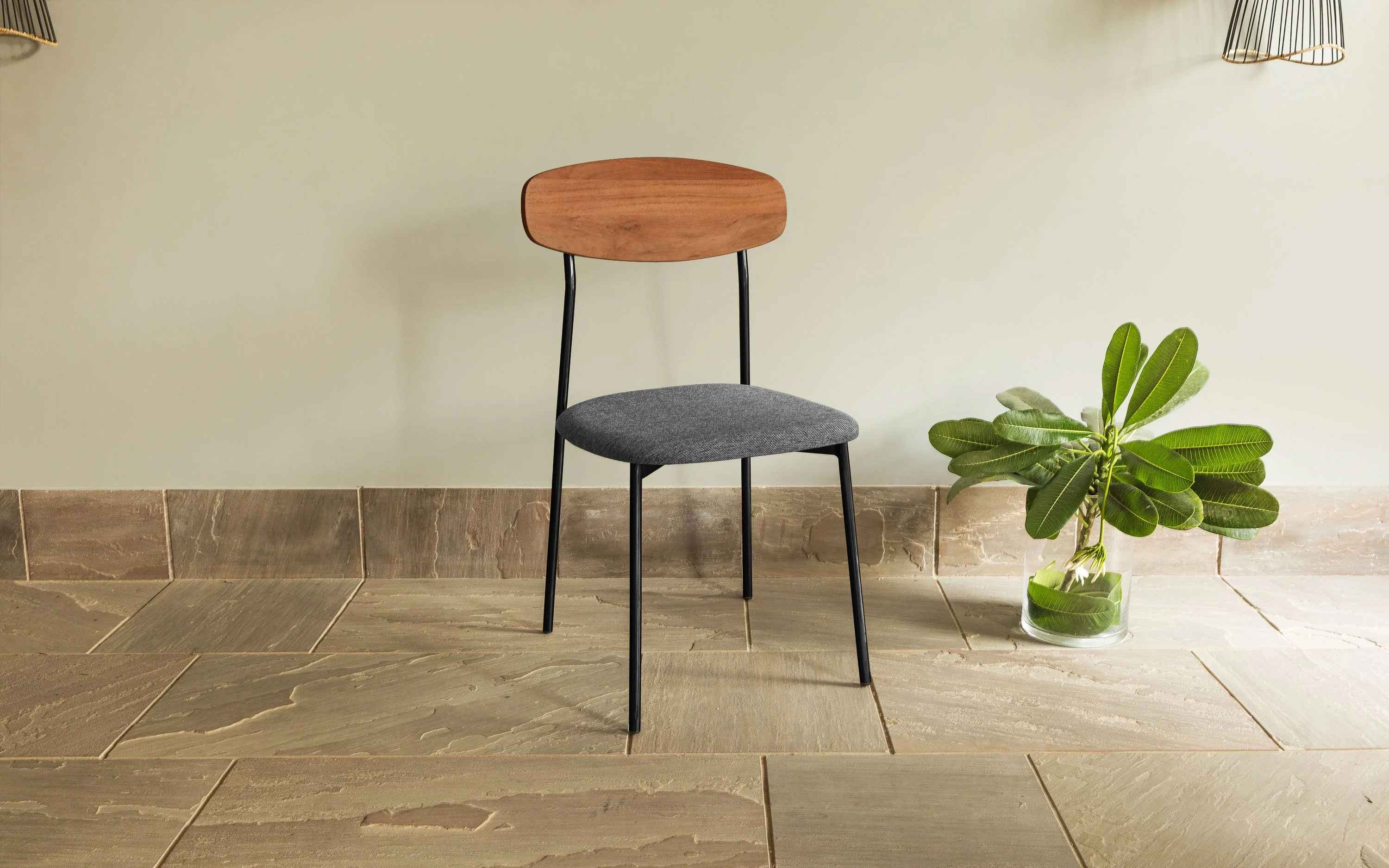 Yoho Chair Black