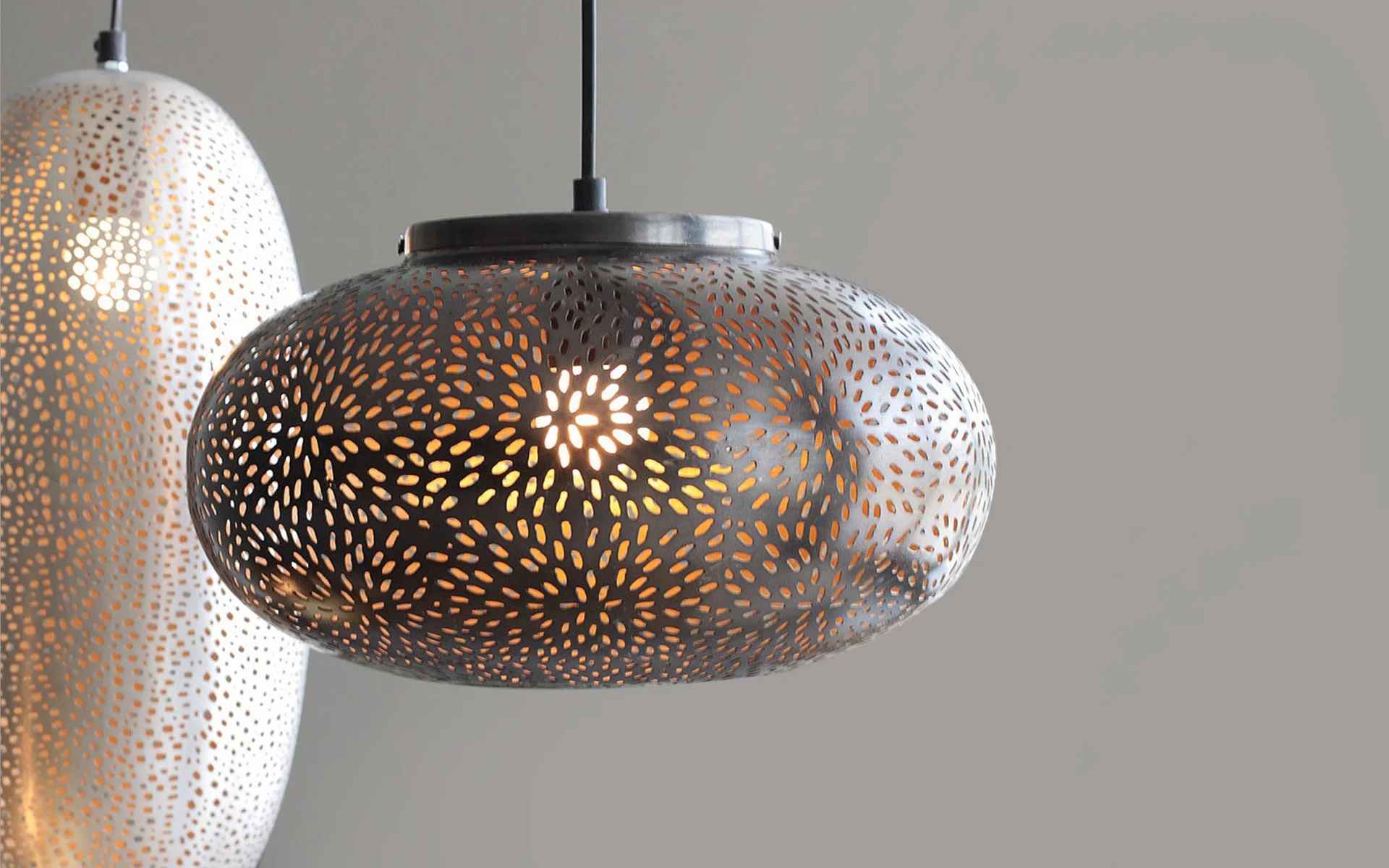 Esfera Hanging Lamp