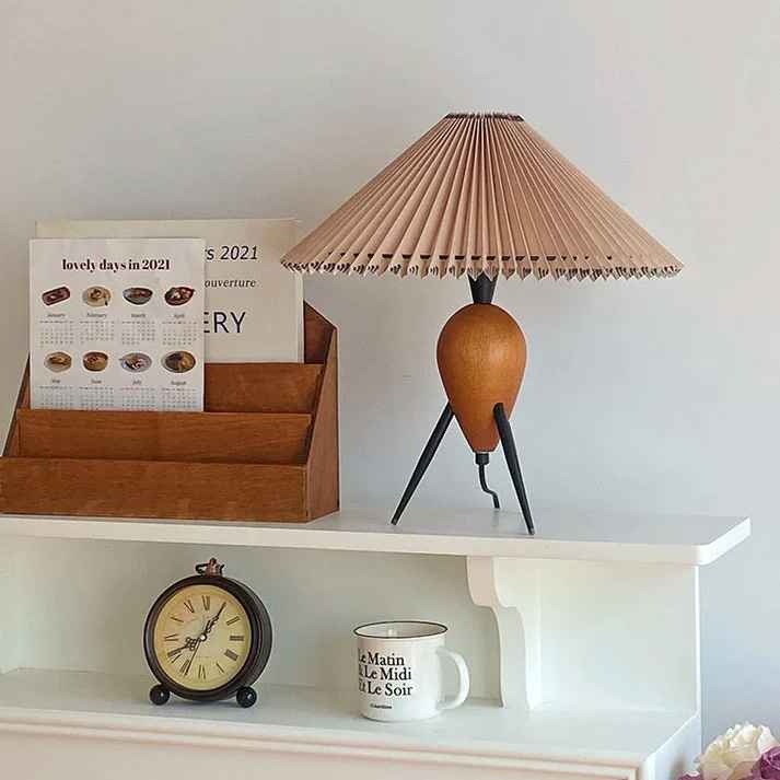 Matin Vintage Pleated Table Lamp