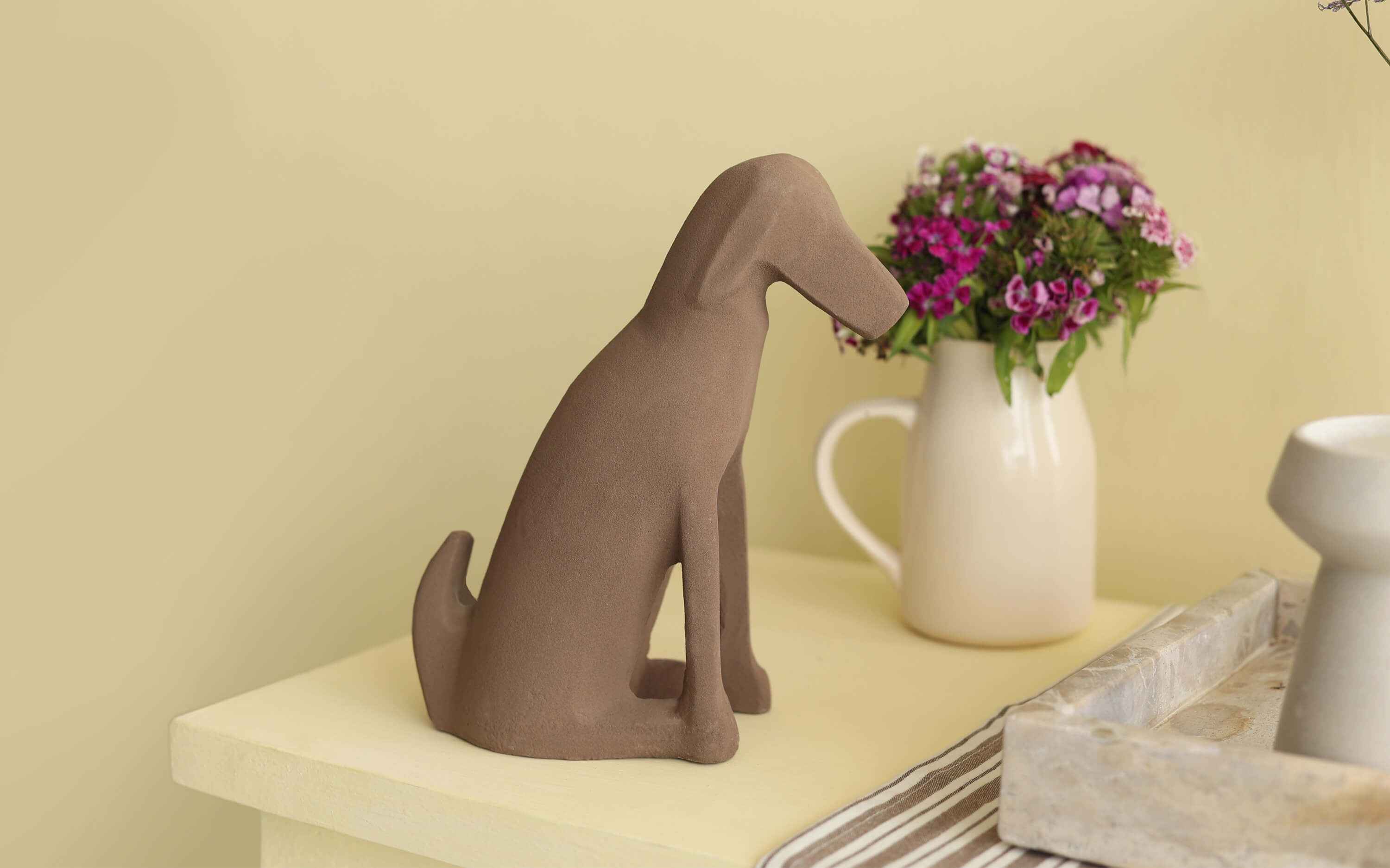 Fido Sit Table Decor