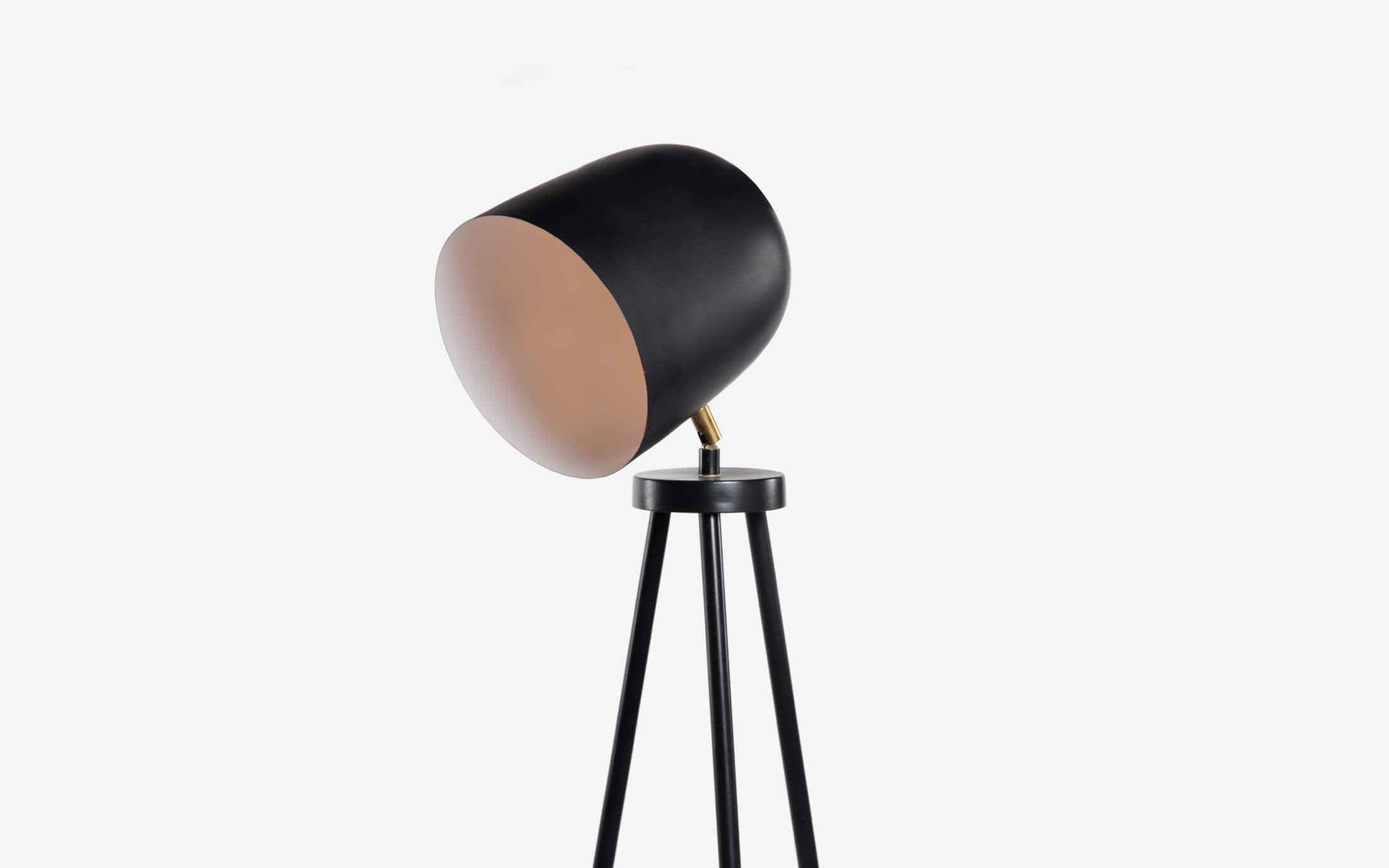 Rhea Floor Lamp Black