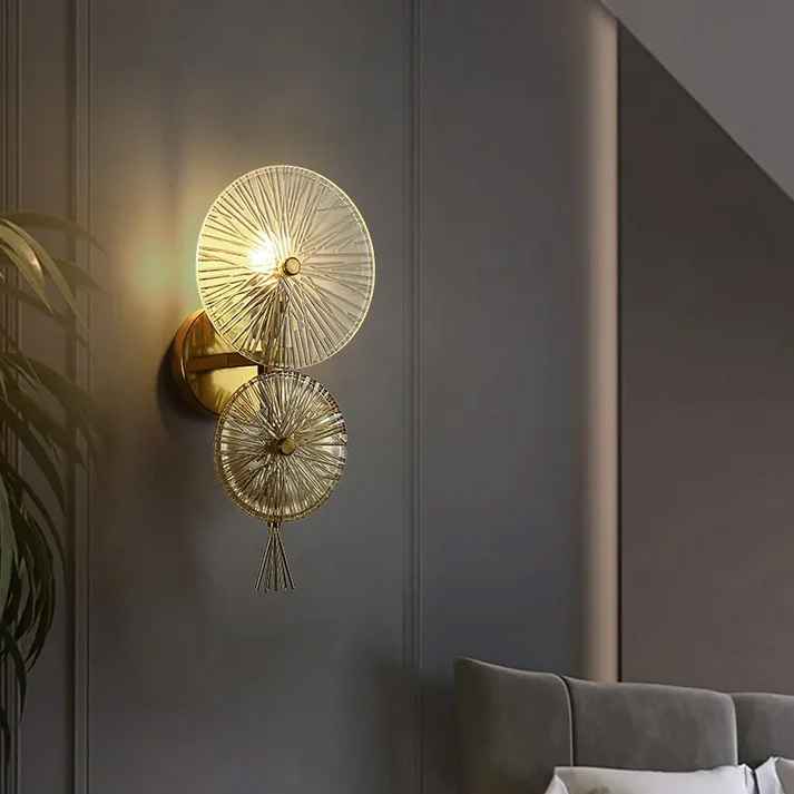 simple gold wall lamp