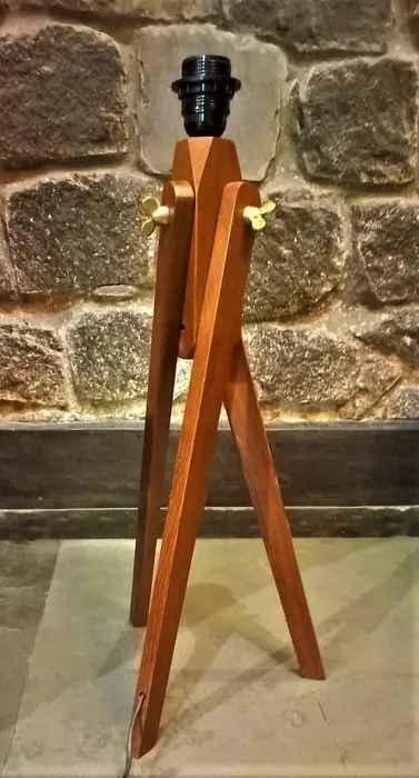 Green Leaf Wood Tripod Floor Lamp