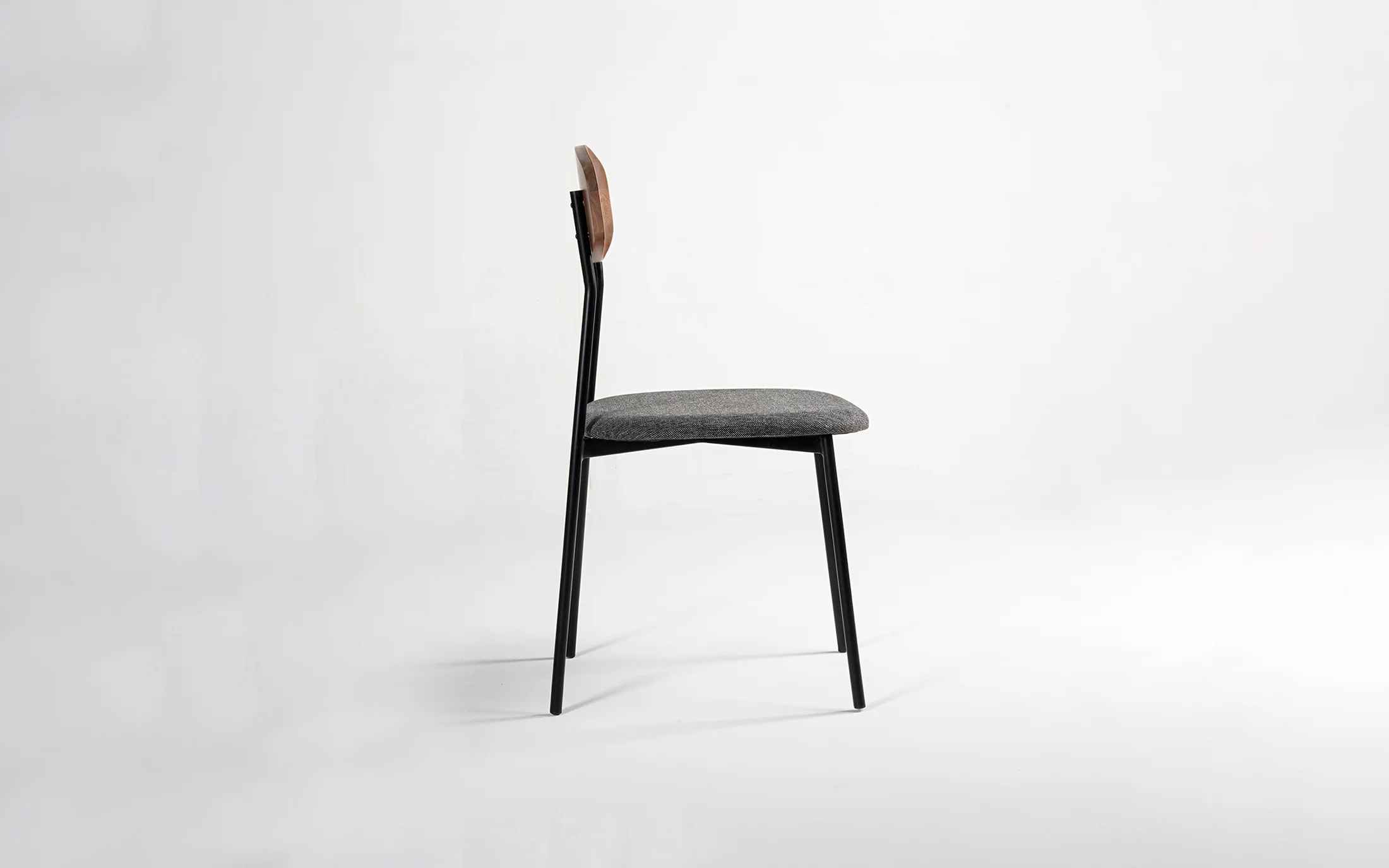 Yoho Chair Black