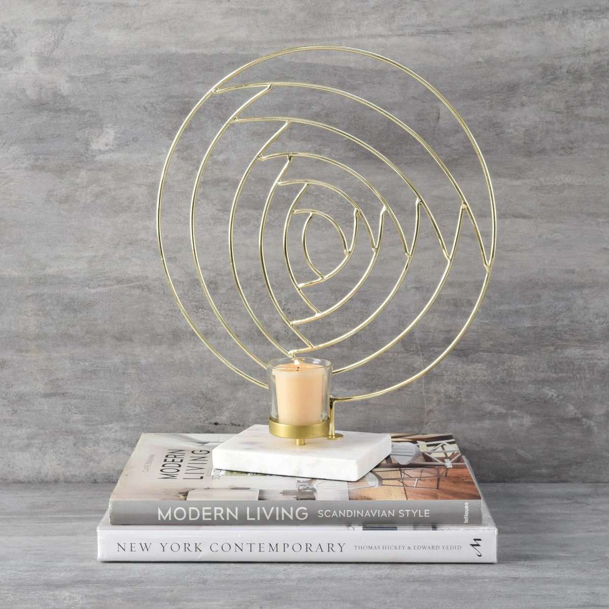 Coron Circular Shaped Candle Holder