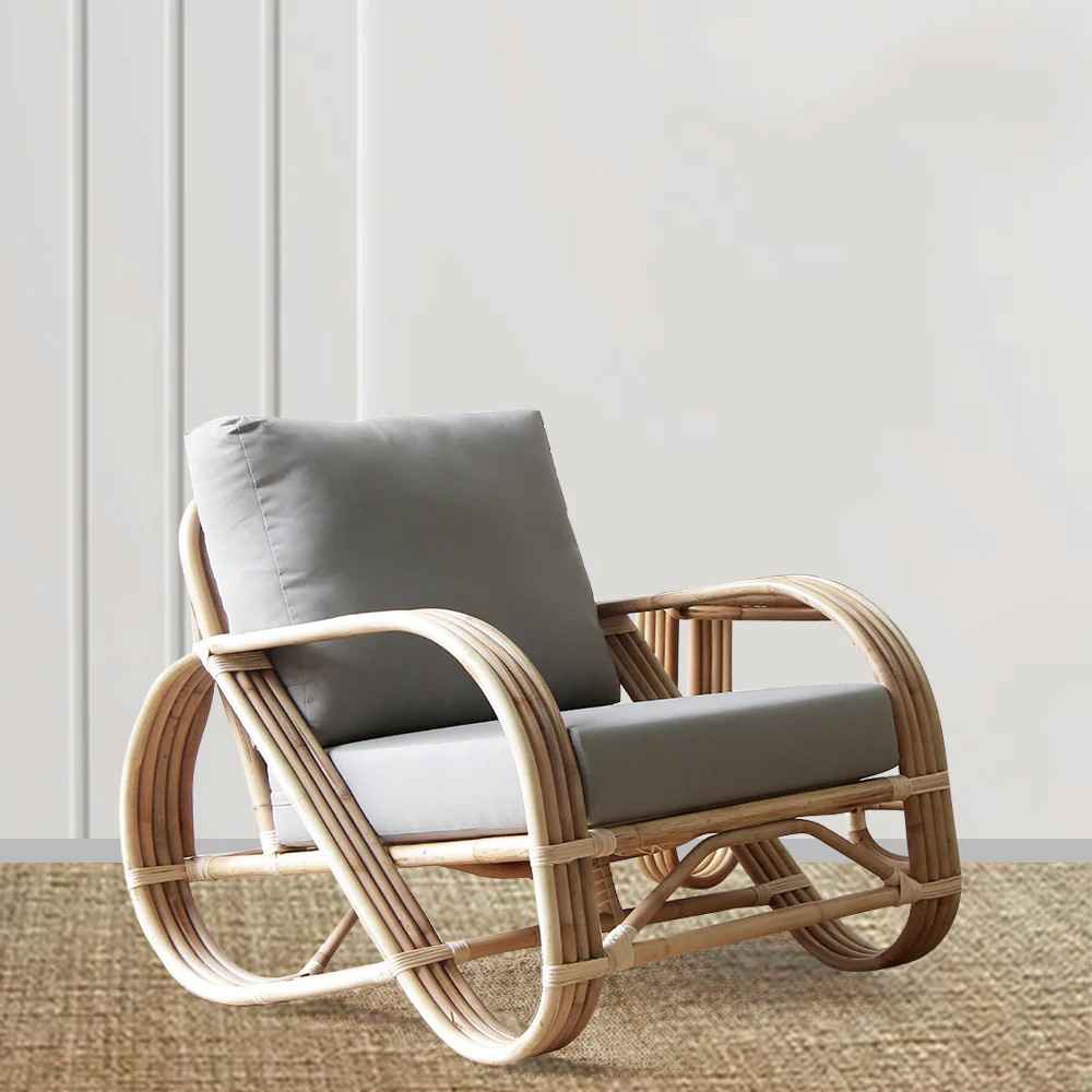 Soft Twist Armchair