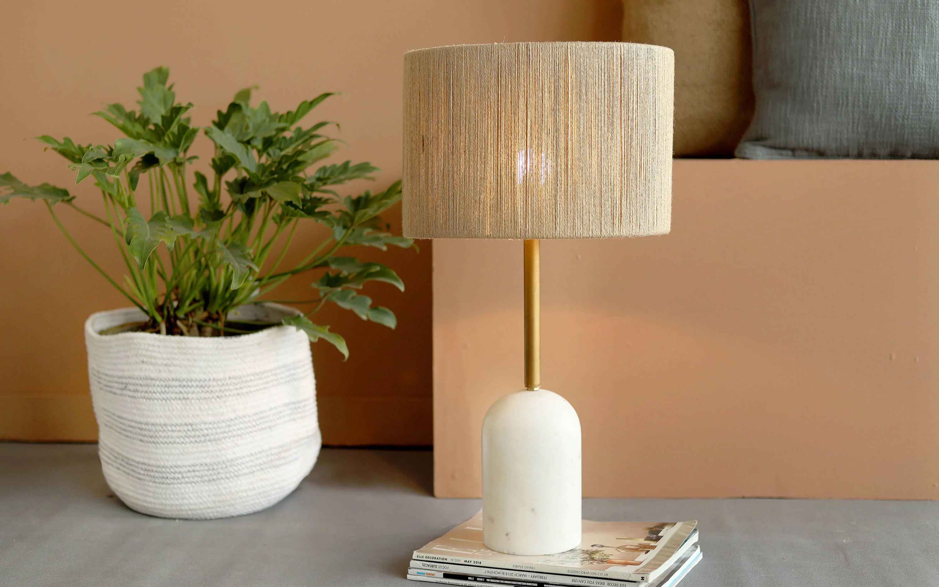 Cusp Sisal Fiber Table Lamp