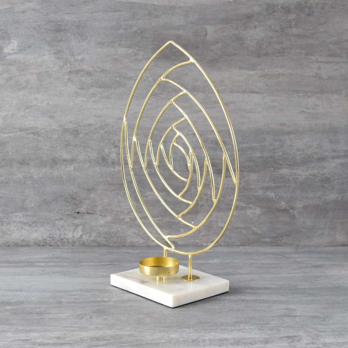 Regina Drop Shaped Candle Holder