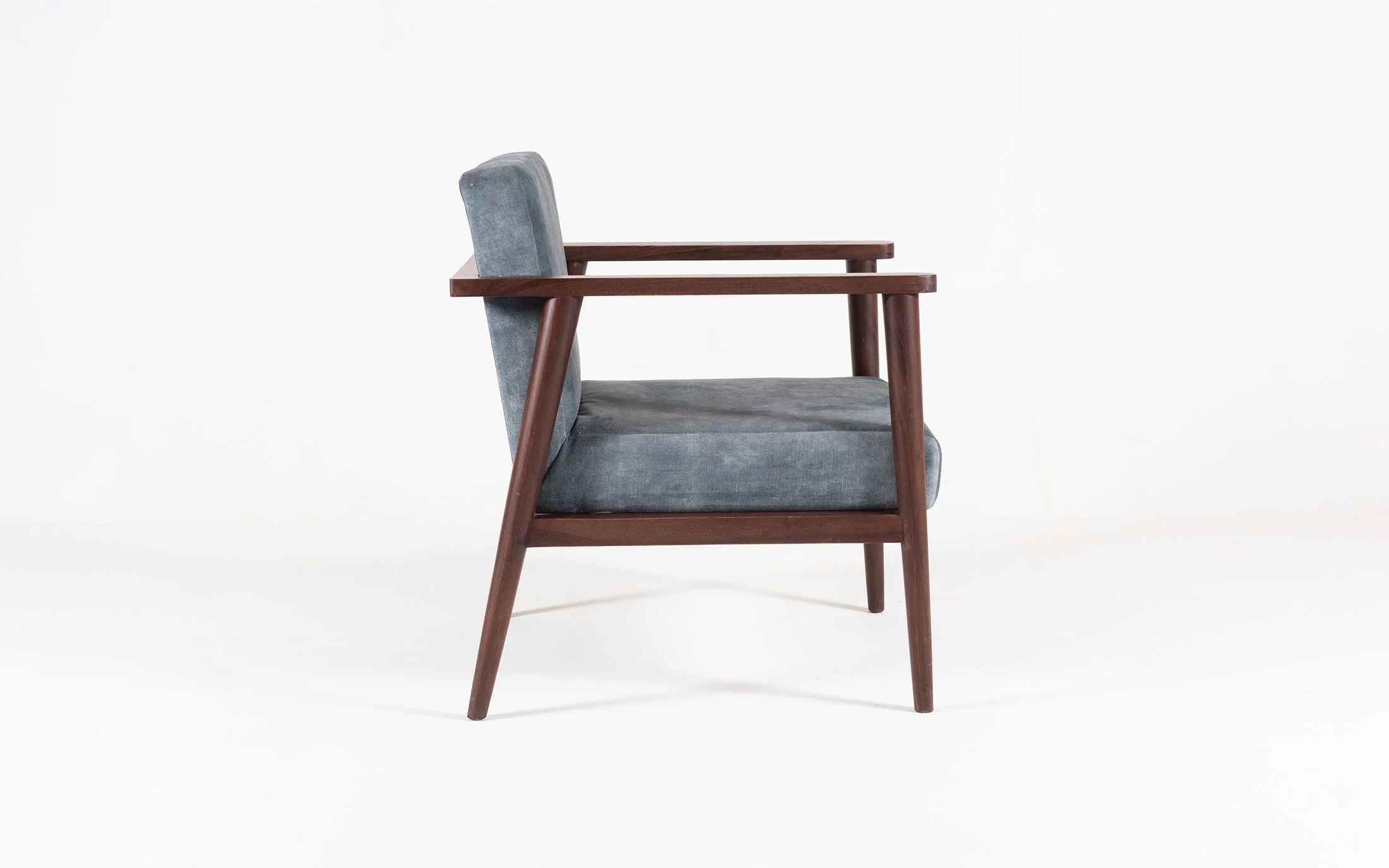 Dado Lounge Chair