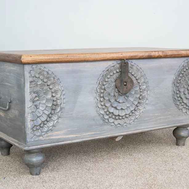 The Nadi Mandala Wooden Trunk