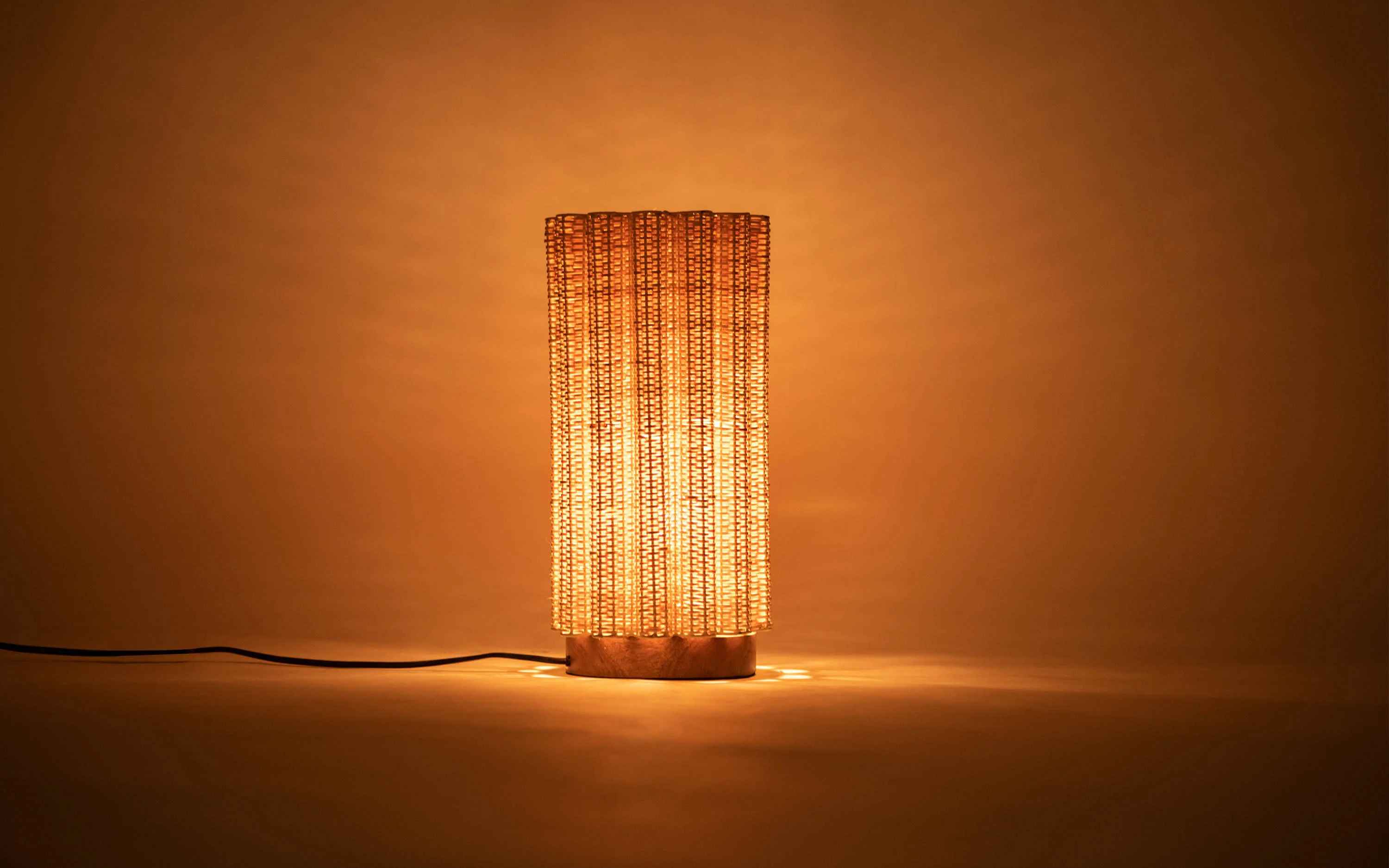 Punkhe Table Lamp