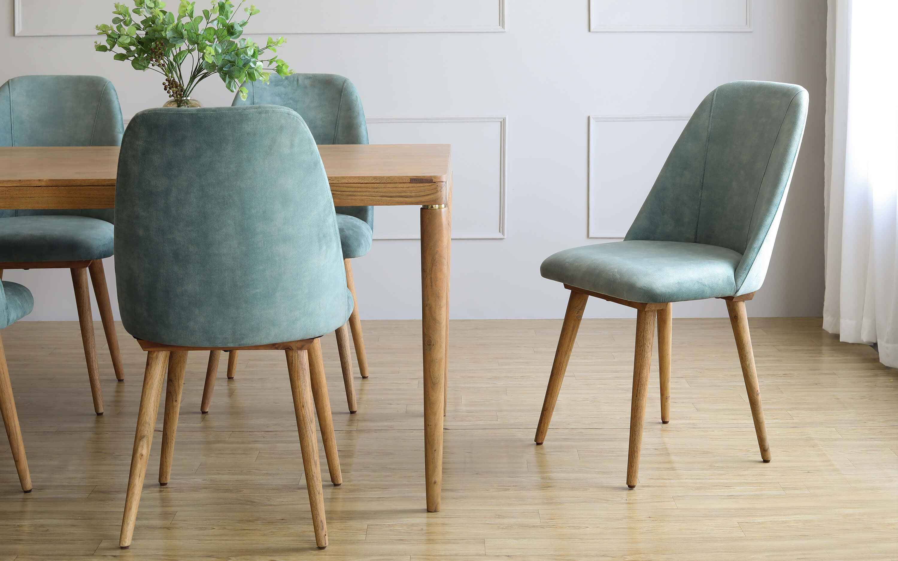 Buta Dining Table With 6 Chairs Sea Green