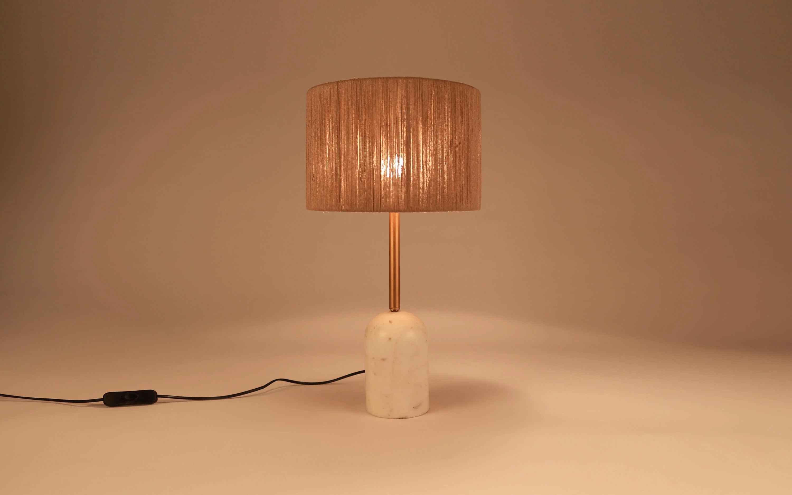 Cusp Sisal Fiber Table Lamp